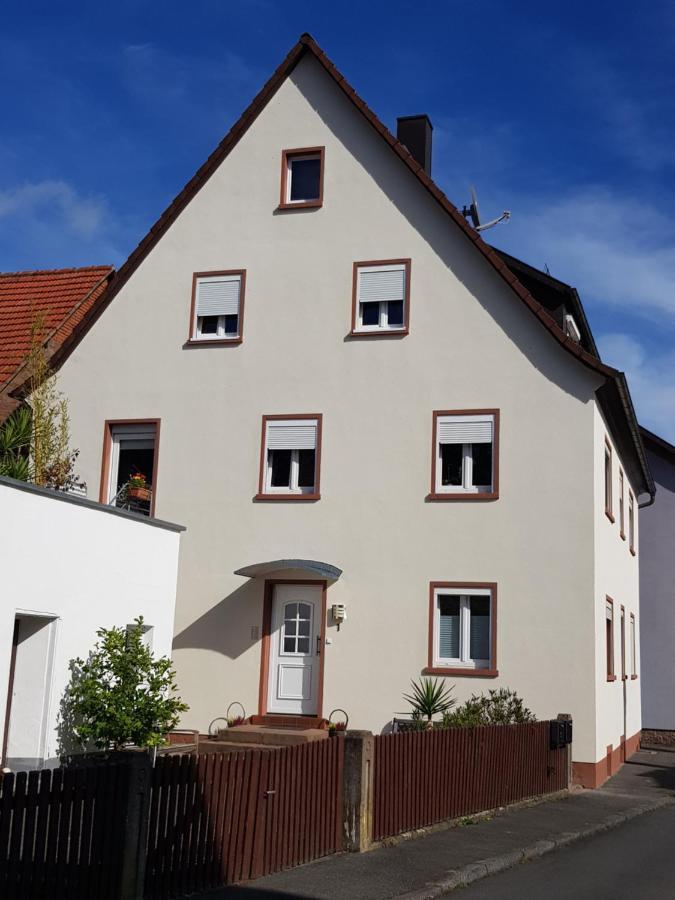 Wohnen Im Springerhof Apartment Lohr am Main Luaran gambar